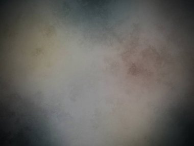 Elinde cep telefonu tutan biri.