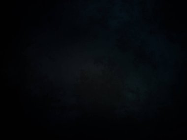 Karanlık gökyüzünde dolunay ve siyah bir arka plan.