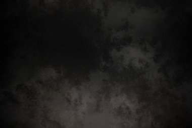 Takım elbiseli bir adamın siyah beyaz fotoğrafı.