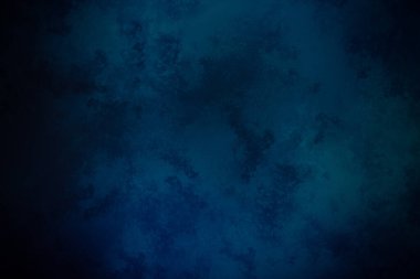 Koyu mavi gökyüzü ile mavi ve siyah bir arkaplan