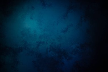 Koyu mavi gökyüzü ile mavi bir arkaplan