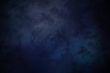 Koyu mavi arkaplan ve koyu mavi gökyüzü.