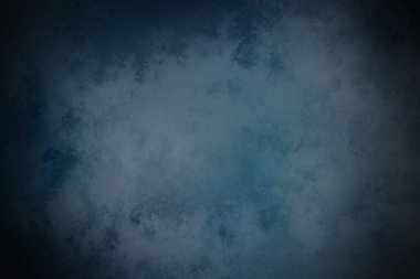 Beyaz ve siyah saati olan mavi ve siyah bir arkaplan