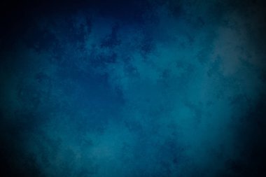 Beyaz ve siyah saati olan mavi ve siyah bir arkaplan