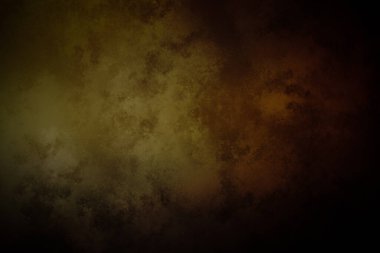 Üzerinde saat olan karanlık ve kirli bir duvar.