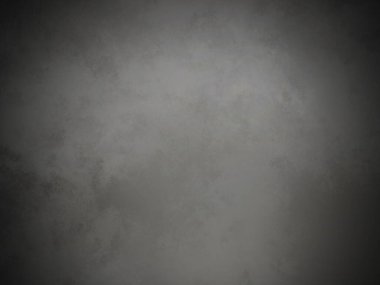 Takım elbiseli bir adamın siyah beyaz fotoğrafı.