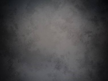 Bir duvarın siyah beyaz fotoğrafı.