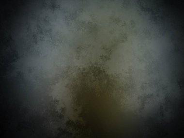 Karanlık bir arka planın önünde duran bir kişi.