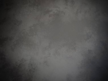 Bir duvarın siyah beyaz fotoğrafı.