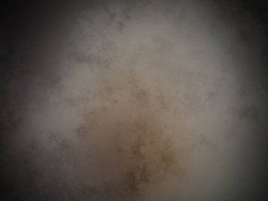 Siyah arkaplanı olan kirli bir duvar.