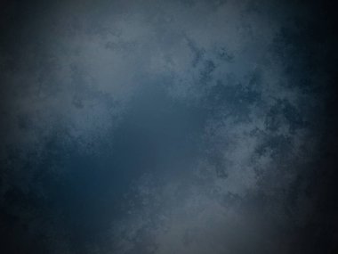 Bulutlu gökyüzünde mavi gökyüzü ile uçan bir uçak.