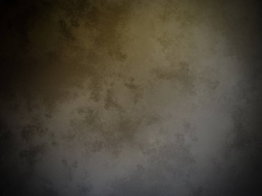 Üzerinde saat olan bir duvar ve duvarda bir saat.