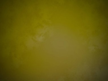 Siyah beyaz saati olan sarı bir duvar.