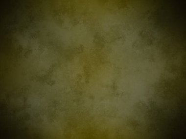 Sarı ışığı olan pis bir duvar.