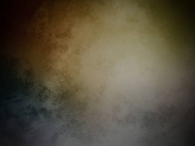 Kaykay rampasında kaykay süren biri.