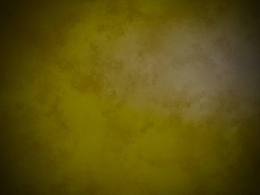 Üzerinde saat olan sarı ve kahverengi bir duvar.