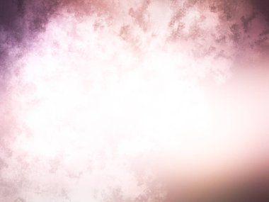 Pembe gökyüzü ve gökyüzünde bulutlar