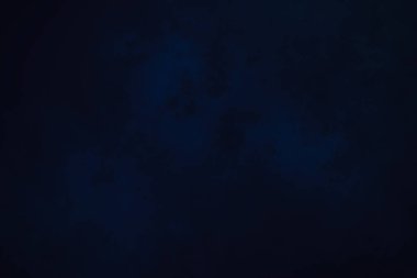 Siyah arkaplanda mavi bokeh