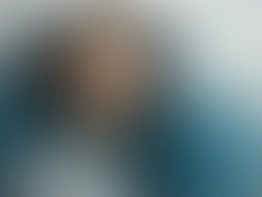 Açık gri gradyan arka plan. Gri, mavi, gri, beyaz