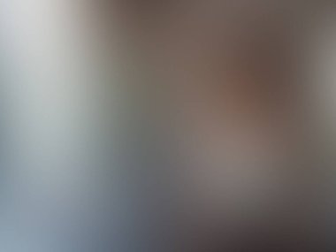 Açık gri, bulanık arkaplan.