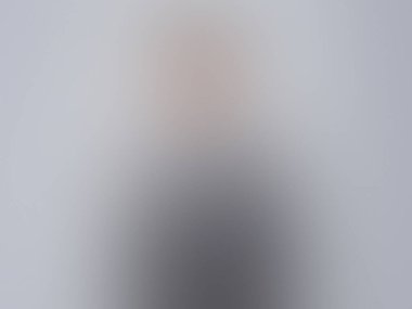 Stüdyo arka plan konsepti - ürün için soyut boş ışık gradyan mor stüdyo.