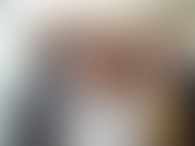 Açık gri vektör soyut bulanık doku. Gradyanı olan modern zarif bir tasvir. Web siteniz için akıllı arkaplan