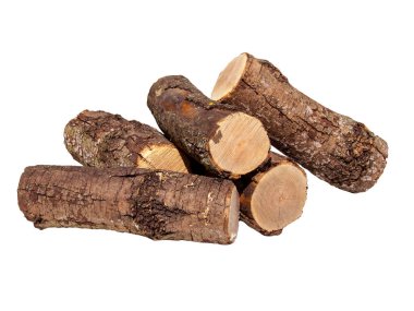 Beyaz arka plan üzerinde yakacak odun