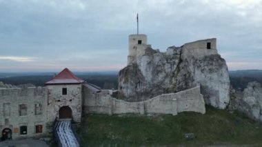 Castle ruins Rabsztyn Poland.
