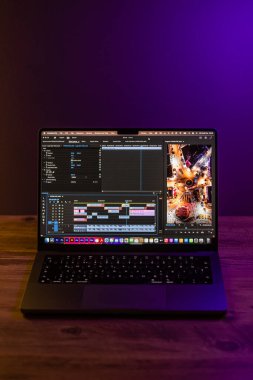 Apple MacBook Pro M2 Pro Chip (2023)