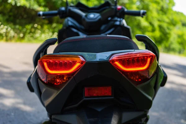 Moto Yamaha Max 250 Gris Bosque — Foto de Stock