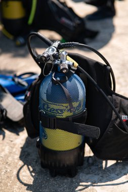 Sahilde dalış için gerekli ekipman.