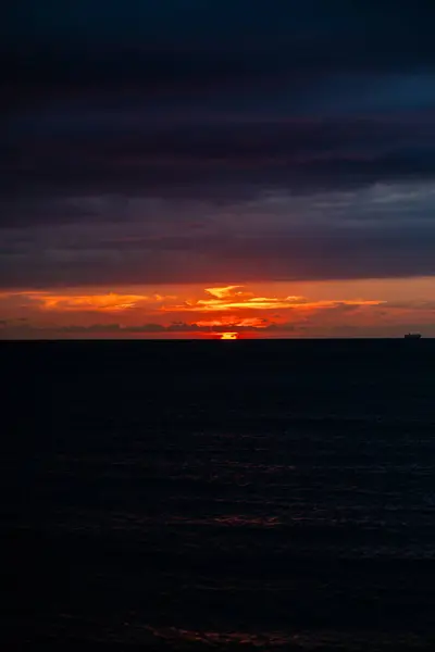 Pôr Sol Colorido Sobre Mar Negro — Fotografia de Stock