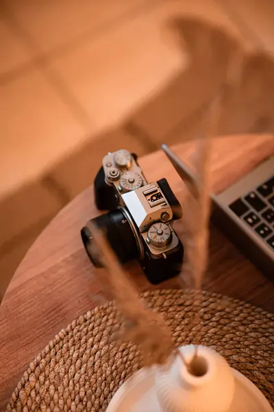 Fujifilm Xt-4 & MacBook Pro