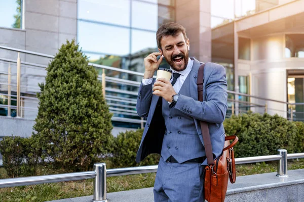 Successful Businessman Going Business Meeting Him Modern Office Building — Stock Photo, Image