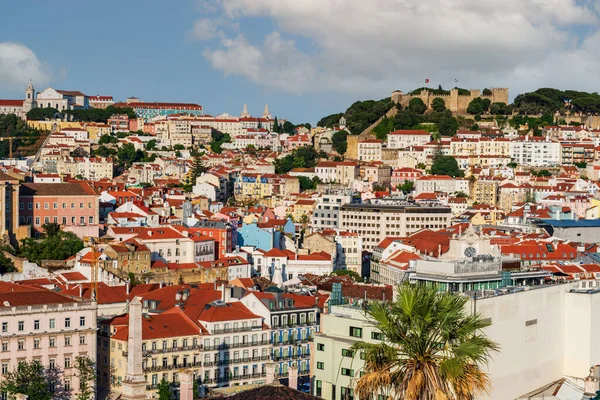 Alfama Kvarter Med Gamla Byggnader Lissabon Med Slottet Saint George — Stockfoto