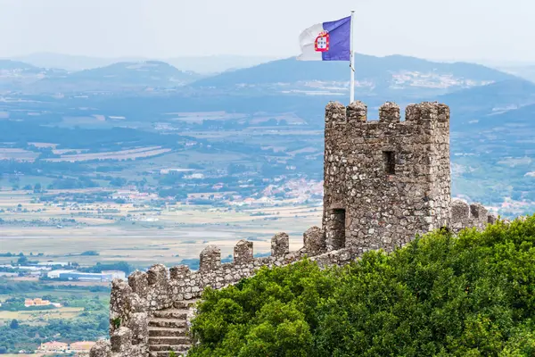 stock image Tower with flag in the castle of the Moors,Sintra.