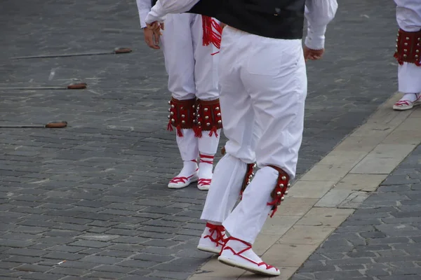 Halk Festivalinde Bask Geleneksel Dansı — Stok fotoğraf