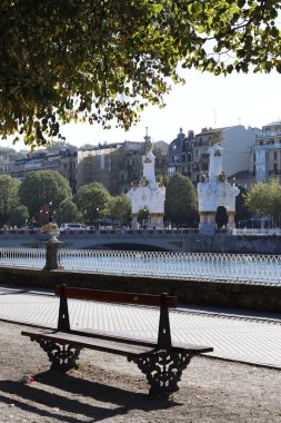 İspanya 'nın San Sebastian şehrinde klasik mimari
