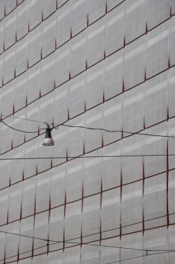 Şehirdeki inşaat alanında.