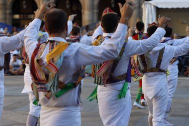 Bask halk dansı festivali