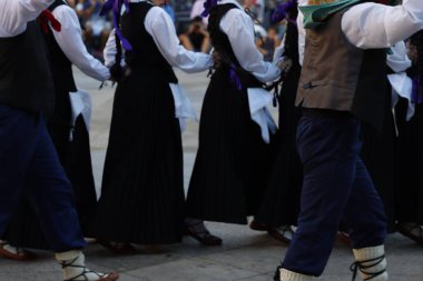 Bask halk dansı festivali