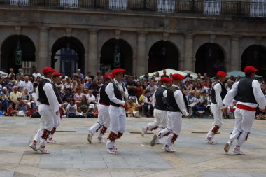 Bask halk dansı festivali