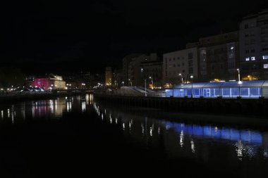 Bilbao şehrindeki şehir manzarası