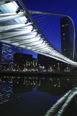 Bilbao şehrindeki şehir manzarası