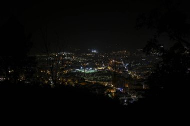 Bilbao şehrinde gece