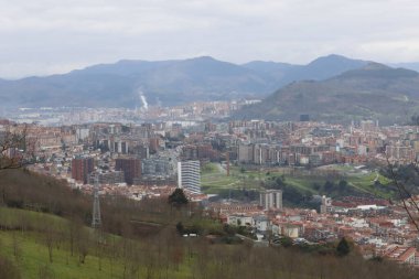Bilbao şehrindeki şehir manzarası