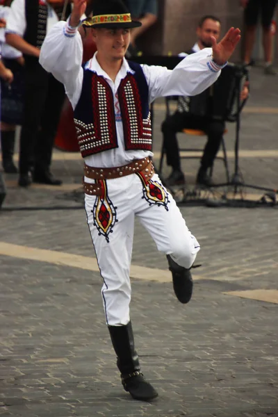 Словацкие Народные Танцы Открытом Воздухе — стоковое фото