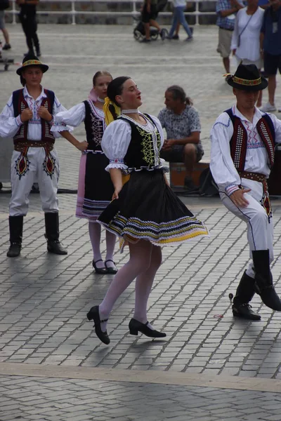 Słowacki Taniec Ludowy Festiwalu Plenerowym — Zdjęcie stockowe