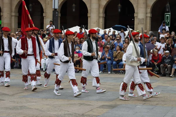 Basque Folk Dance Street Festival — Stock Photo, Image