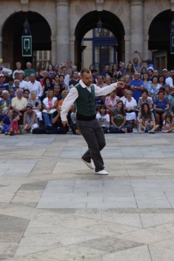 Bask halk dansı festivali